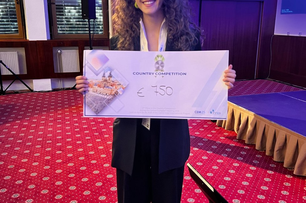 (c) Dr.in Heidemarie Ofner